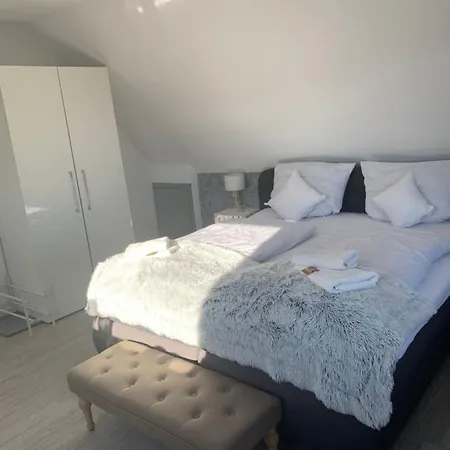 Haus Kaiser 6 Deichglueck Apartment Busum