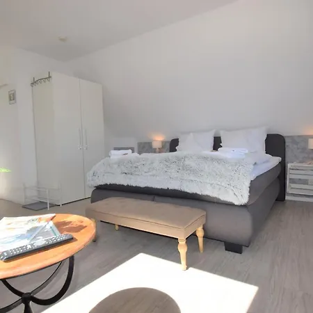 아파트 Haus Kaiser 6 Deichglueck 부숨